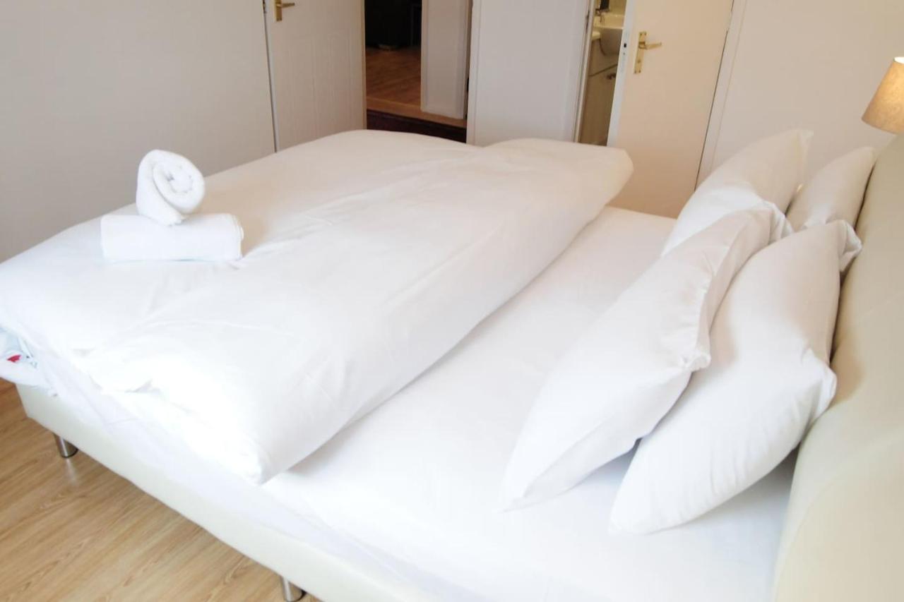 Peaceful And Quiet Apartment In A Bustling City Edinburgh Eksteriør billede